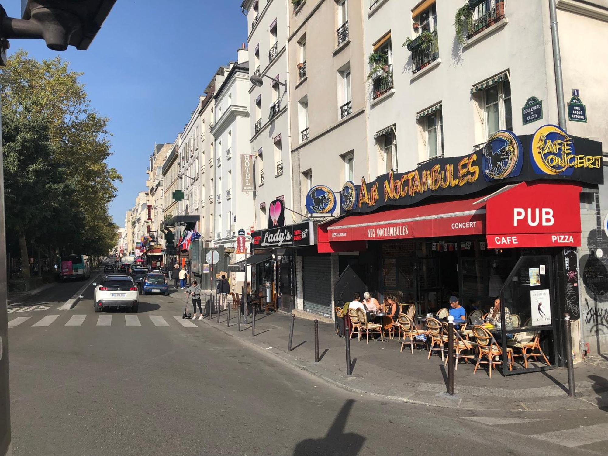 Studio Pigalle De 25 M2 - 2 Lits Simples Type Gigogne Pour 2 Personnes - Coeur Touristique De Paris - 2 Minutes De La Station Metro Pigalle ,Petit Train Vers La Butte Montmartre-Cabarets Moulin Rouge,Chez Michou-Restaurants Bouillon Pigalle,Berliner ภายนอก รูปภาพ