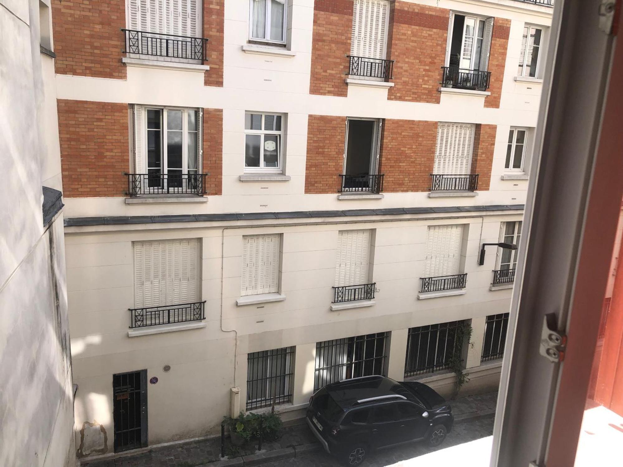 Studio Pigalle De 25 M2 - 2 Lits Simples Type Gigogne Pour 2 Personnes - Coeur Touristique De Paris - 2 Minutes De La Station Metro Pigalle ,Petit Train Vers La Butte Montmartre-Cabarets Moulin Rouge,Chez Michou-Restaurants Bouillon Pigalle,Berliner ภายนอก รูปภาพ