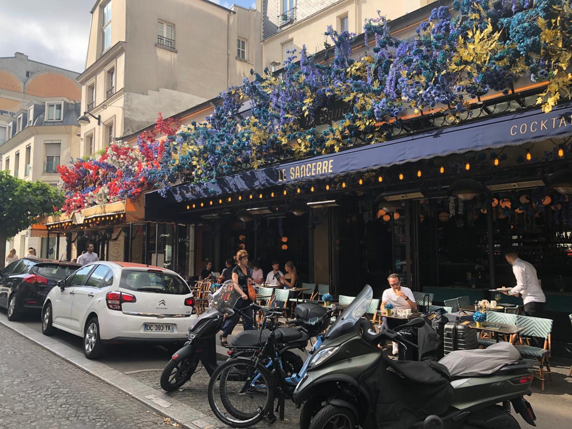 Studio Pigalle De 25 M2 - 2 Lits Simples Type Gigogne Pour 2 Personnes - Coeur Touristique De Paris - 2 Minutes De La Station Metro Pigalle ,Petit Train Vers La Butte Montmartre-Cabarets Moulin Rouge,Chez Michou-Restaurants Bouillon Pigalle,Berliner ภายนอก รูปภาพ